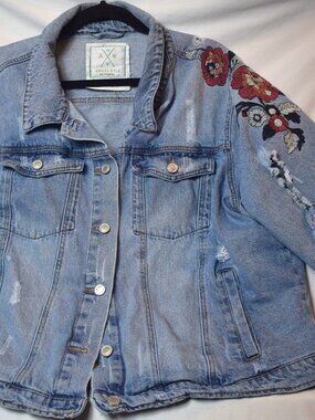 Vintage Embroidered Angel Kiss Distressed Blue Jean Jacket